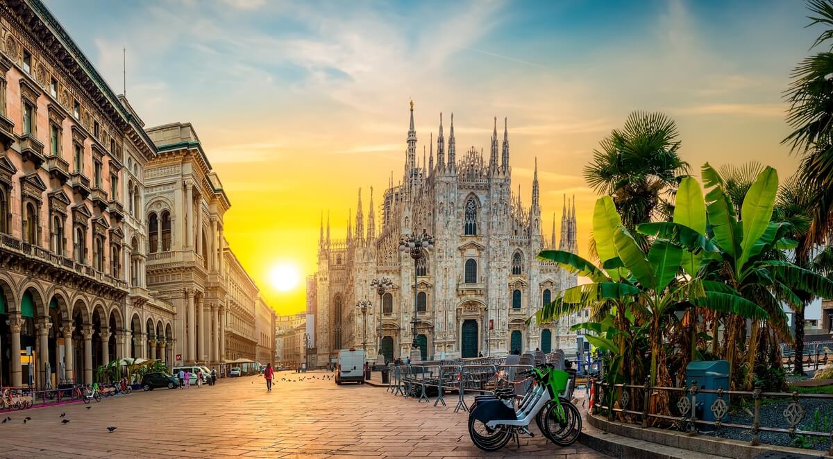 visitare il duomo di milano in italia