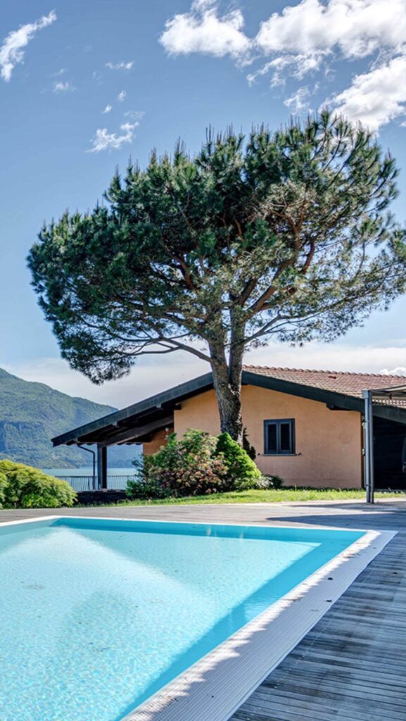 villa con piscina a gravedona